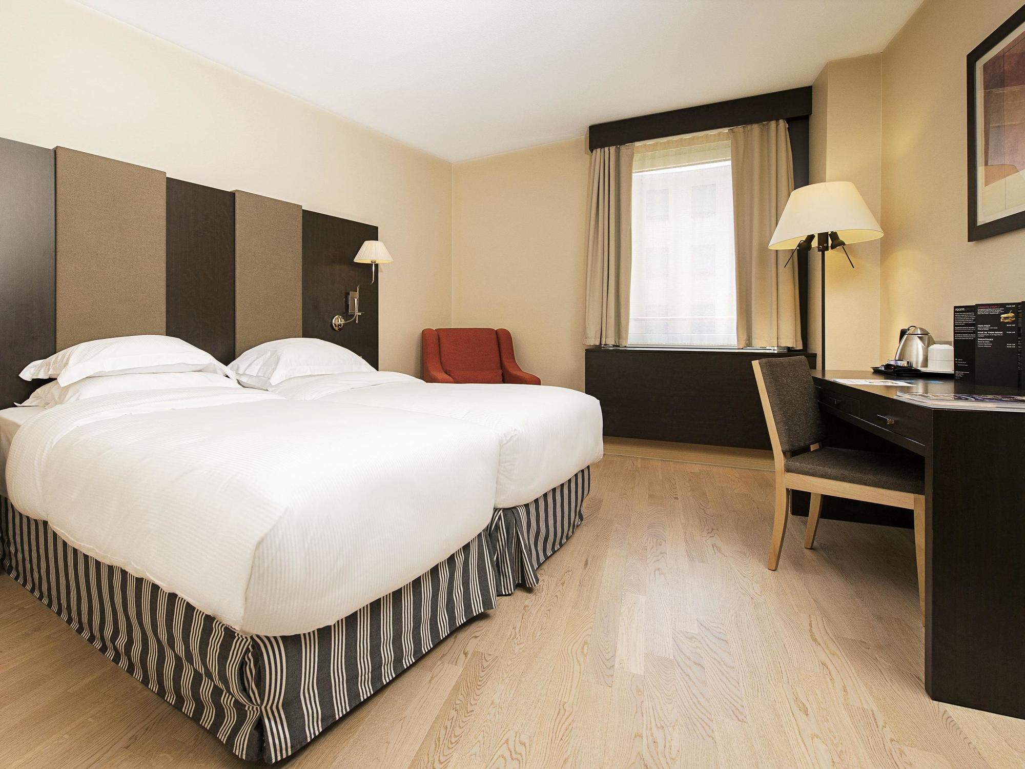 Nh Geneva Airport Hotel Meyrin Exterior photo